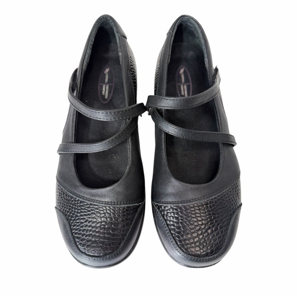 Aetrex Black Women's Mary Jane Shoes.
